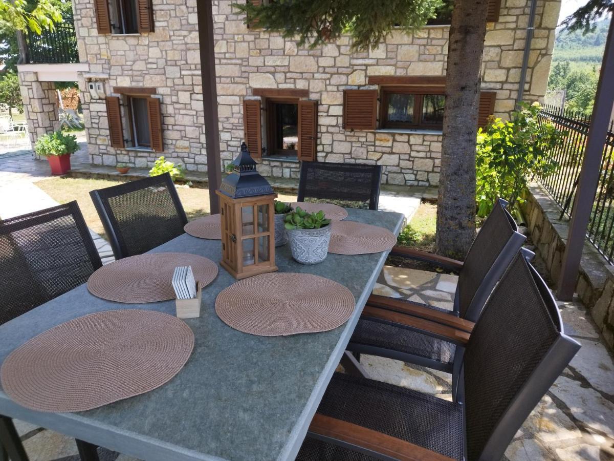 Cosy Lake House, Μια Ανάσα Πριν Τη Λίμνη Kalívia المظهر الخارجي الصورة
