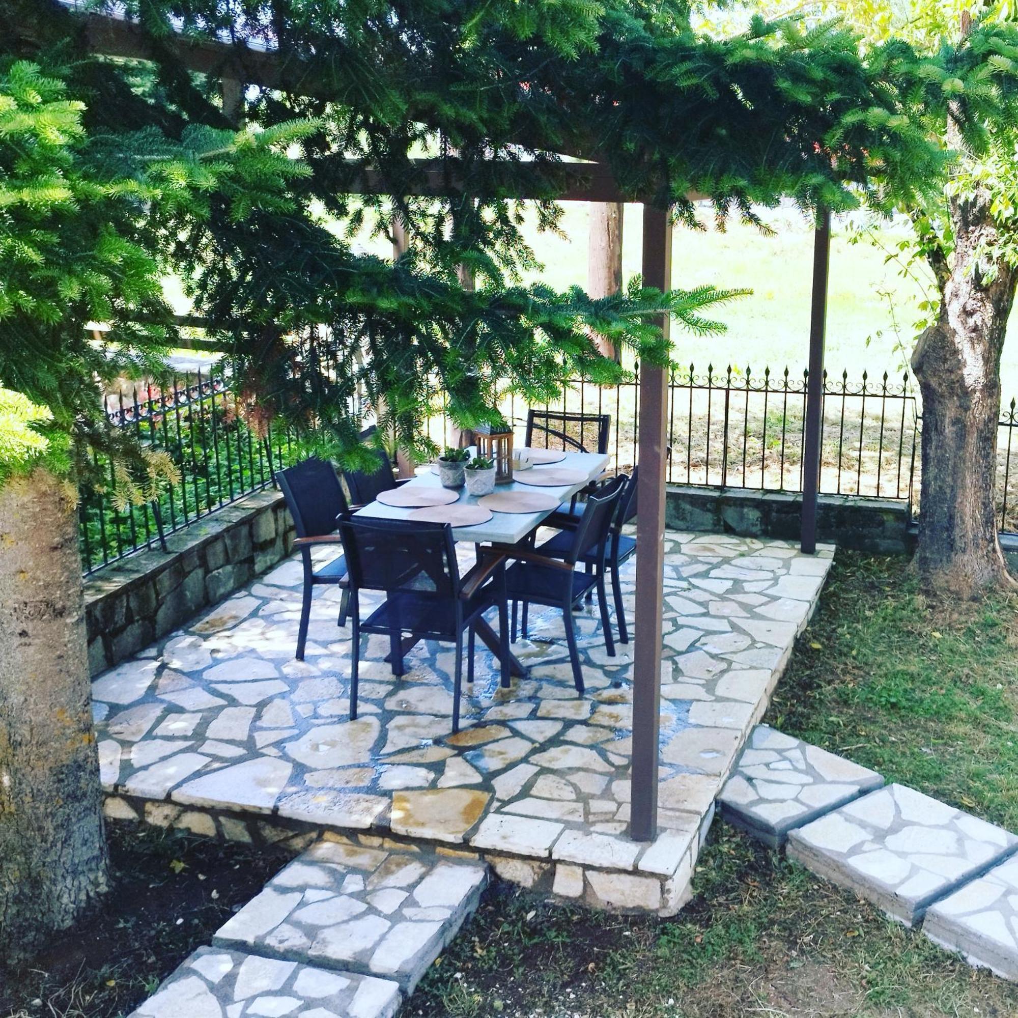 Cosy Lake House, Μια Ανάσα Πριν Τη Λίμνη Kalívia المظهر الخارجي الصورة